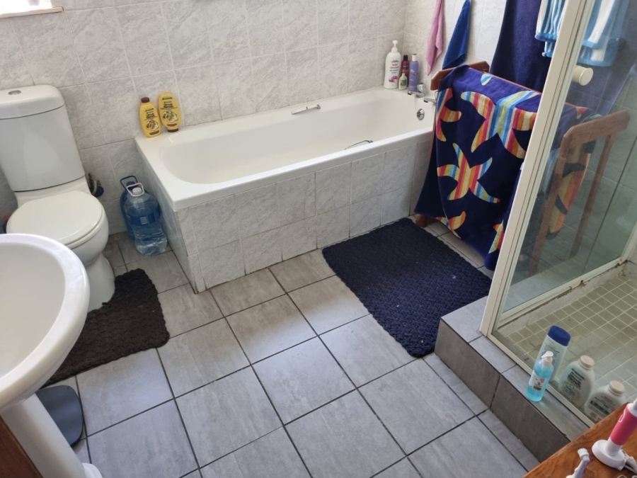 3 Bedroom Property for Sale in Pellissier Free State